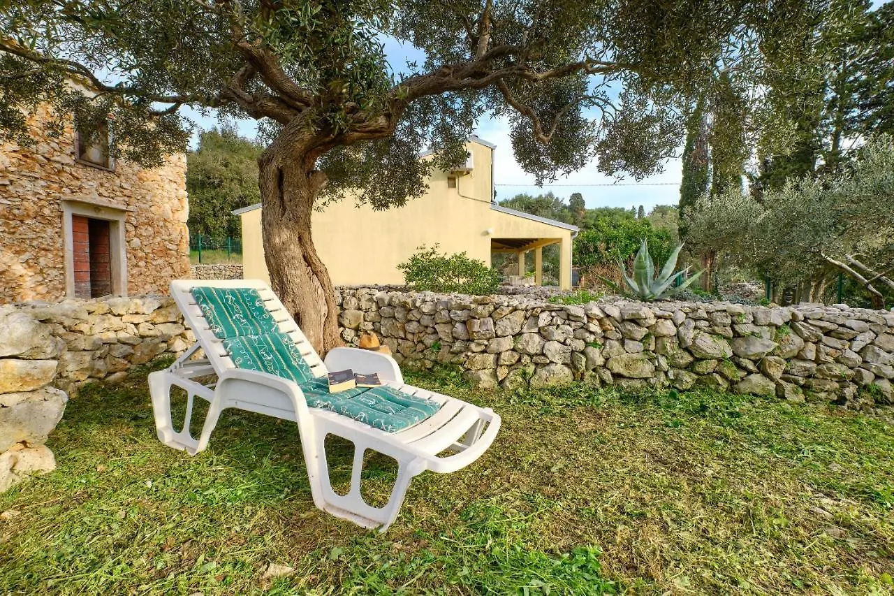 Casa Aromatica Maria Villa Mali Losinj 0*,  Croatia